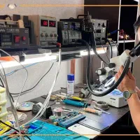 تعمیرکار موبایل