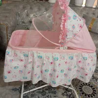 تخت خواب گهواره|تخت و صندلی بچه|شیراز, شهرک گلها|دیوار