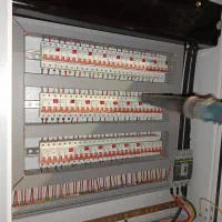برق کار صنعتی و ساختمان