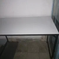 میز مطالعه و میز کار