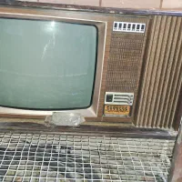 تلویزیون دکور چوبی قدیمی دهه ۵۰ شمسی