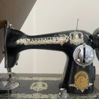 چرخ خیاطی قدیمی مارشال با میز و صندلی لهستانی