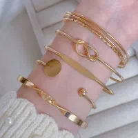 انواع گوشواره و دستبند و بنگل|بدلیجات|اردکان, |دیوار