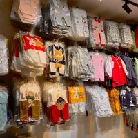 همکاری تیراژ عمده- سیسمونی و لباس نوزاد