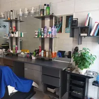 همکار ارایشگر ماهر