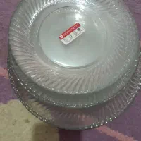 ۱۷ عدد بشقاب و۱۱ تا چاقو ودوتا اردوخوری نو