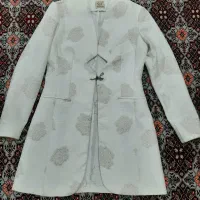 کت و مانتو و سارافن تمیز و شیک و بدون زدگی|لباس|نهاوند, |دیوار