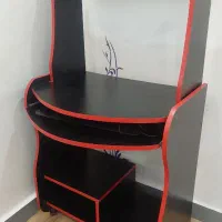 میز کامپیوتر در حدنو