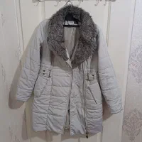 پالتو|لباس|نسیم‌شهر, |دیوار