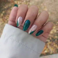 خدمات ناخن حرفه ای