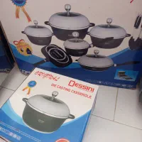 سرویس قابلمه چدن نو هستش با کارتون