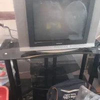 تلوزیون با متعلقات