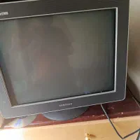 یک عدد کامپیوتر|رایانه رومیزی|شیراز, سعدیه جنوبی|دیوار