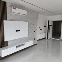 شقایق-تکواحدی-دو-نبش-ویترین-نور-مدرن-و-شاخص