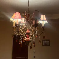 لوستر کلاهک دار