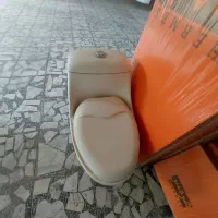 فرنگی و روشویی سالم با کمد pvc