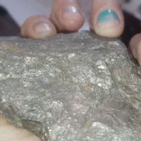 فروش سنگ طلا