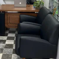 میز و صندلی مدیریتی در حد نو