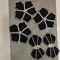 اپلیکه مخمل آماده