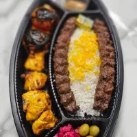 تهیه غذا با بهترین کیفیت برای مراسمات