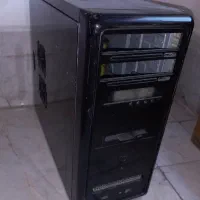 دو عدد کیس کامپیوتر قدیمی + کیبورد موس PS/2 هدفون