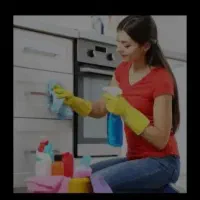 خانم جوان جهت نظافت خانه