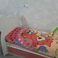تخت کودک همراه با تشک طبی|تخت و صندلی بچه|بندر ماهشهر, |دیوار