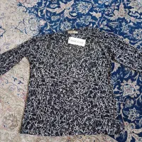 دوتا لباس نو ومجلسی،|لباس|رباطکریم, رباطکریم|دیوار