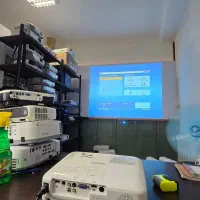 ویدئو پروژکتور آمپلی فایر باند میکروفن دانگل|صوتی و تصویری|اندیشه, اندیشه فاز ۱|دیوار