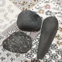 این سه تا سنگ توی دست میزاری خیس میشه