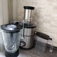 آبمیوه گیری و مخلوط کن