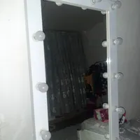 اینه قدی ۱۴ لامپه