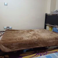 تخت تک نفره فلزی در حد نو|تخت و سرویس خواب|تهران, زنجان جنوبی|دیوار