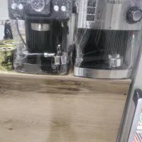 دستگاه قهوه ساز.
