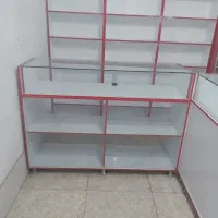 ویترین و قفسه