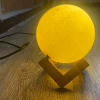 گوی چراغ خواب سنگ نمک با پایه  چوبی