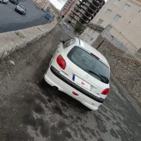 پژو 206 مدل 96 .دور رنگ قیمت 660 میلیون