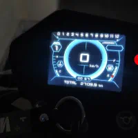 بنلی ۳۰۰ ۱۴۰۳