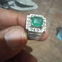 انگشتر نقره زمرد معدنی پنجشیر کریستالی