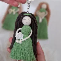 عروسک مکرومه