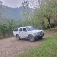 تویوتا هایلوکس ۲۰۰۱