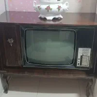 تلوزیون تمیز بلموند آنتیک نیاز ی تعمیر داره|تلویزیون و پروژکتور|تهران, باشگاه نفت|دیوار