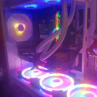 کیس گیمینگ /pc +مانیتور