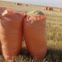 کاه درجه یک گندم مستقیم از سرزمین