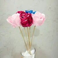دسته گل روبانی زیبا