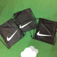 شوزبگ کیف دستی،کوله ای، رزمی،باشگاهی|کیف، کفش، کمربند|اصفهان, نقش جهان|دیوار