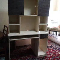 یک عدد میز کامپیوتر و تخت ۱ نفرع جنس چوبش عالیه|میز تحریر و کامپیوتر|مشهد, آبادگران|دیوار