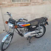 موتورسیکلت هندا۱۲۵ کویر۹۵