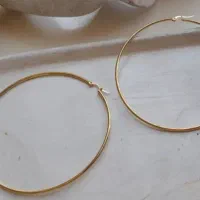 گوشواره حلقه ای بزرگ