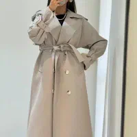 فروشنده خانم با تجربه